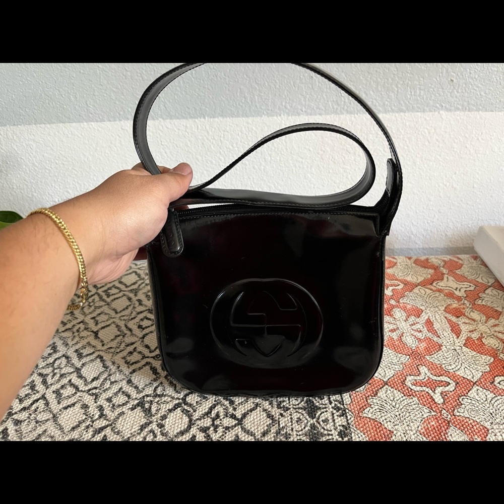 Authentic Black Leather Gucci Shoulder Bag